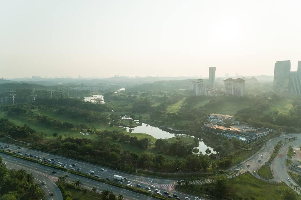 Conezion Residence Putrajaya 3Br6Pax Ioi City Mall エクステリア 写真